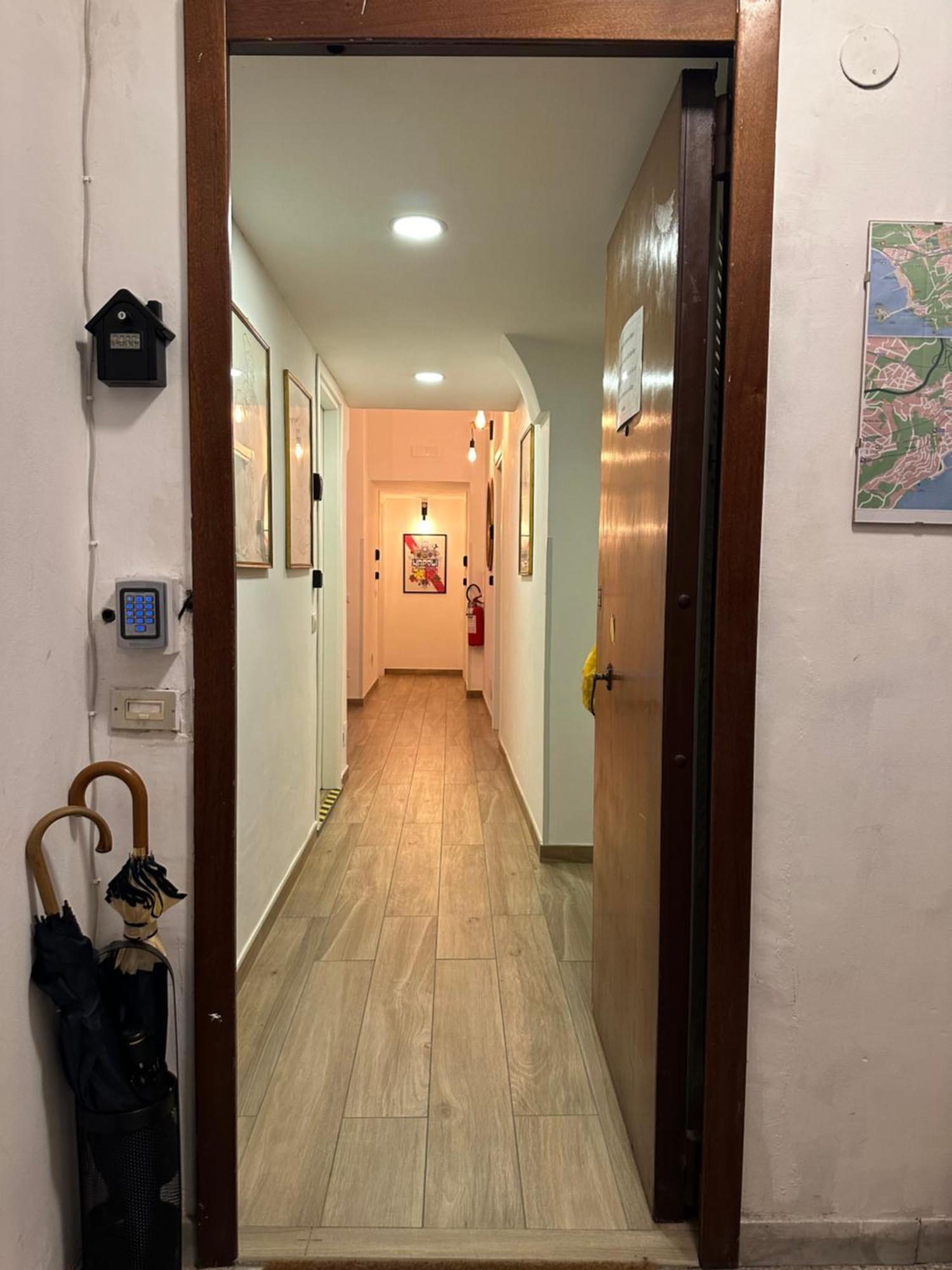 Le Camere Del Nonno Luigi Наполи Екстериор снимка